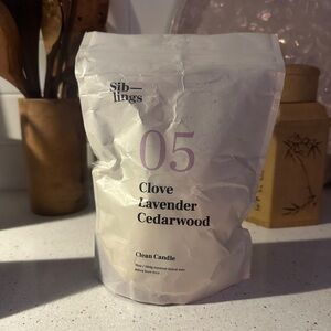 Siblings No 05 — Clove, Lavender, Cedarwood DIY Candle Kit Brand New